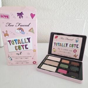 Too faced totaly cute eyeshadow palette Limited Edition New NIB No Stickers